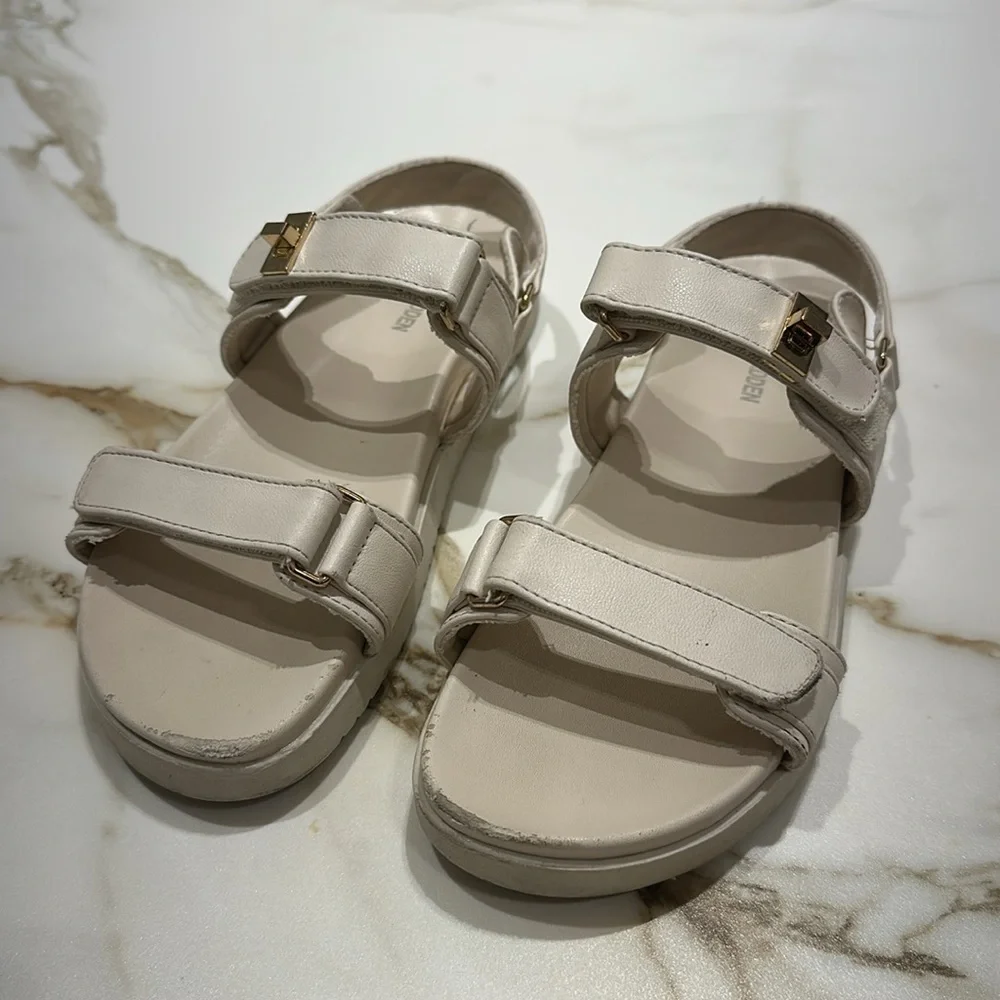Steve Madden Cream Sandals